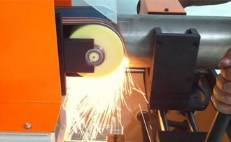 Pipe Worm Mouth Machine